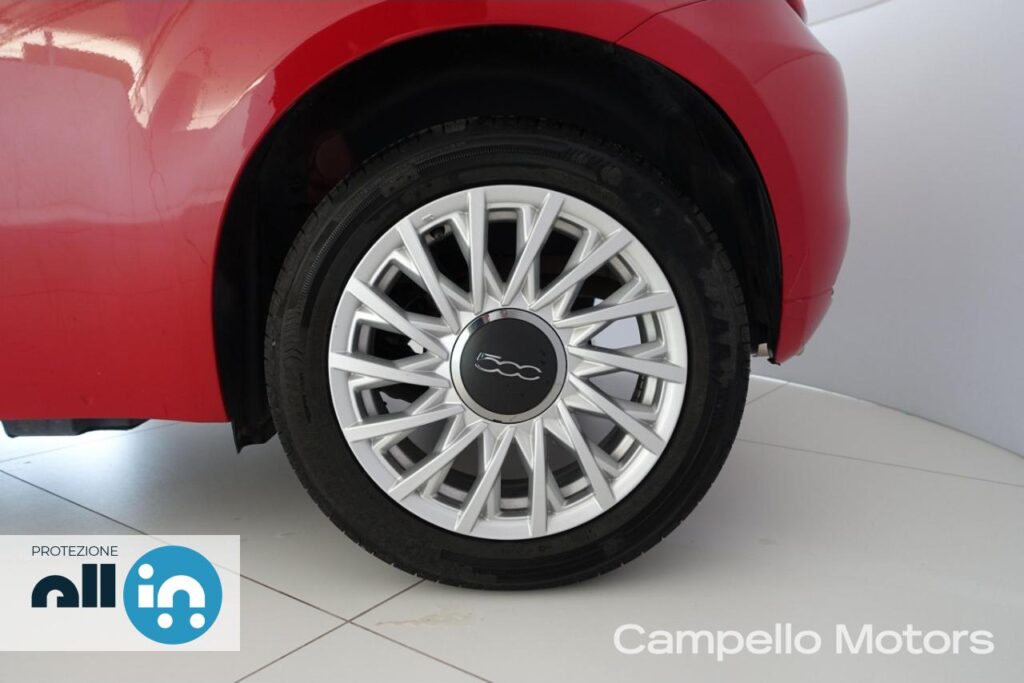 FIAT 500 1.0 70cv Hybrid Dolcevita Usato Mirano