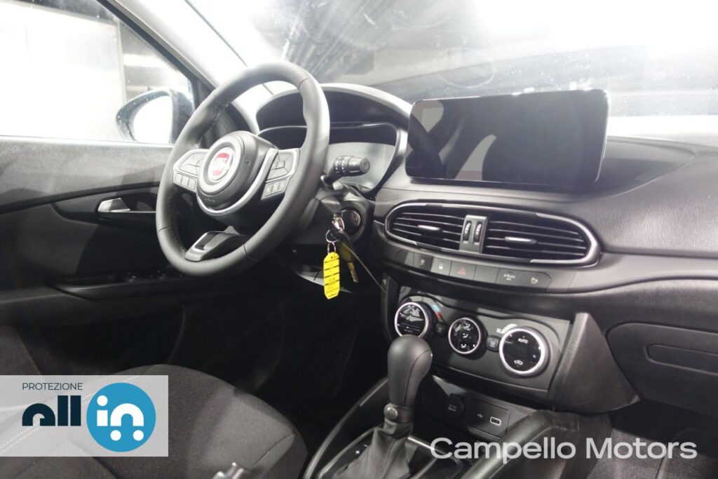 FIAT Tipo 5P 1.5 T4 Hybrid 130cv DCT Cross MY24 Km 0 Mestre Terraglio