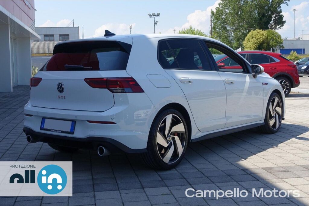 VOLKSWAGEN Golf 2.0 TSI GTI Usato Padova