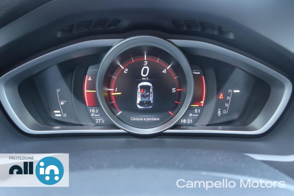 VOLVO V40 D2 Geartronic Momentum Usato Mestre