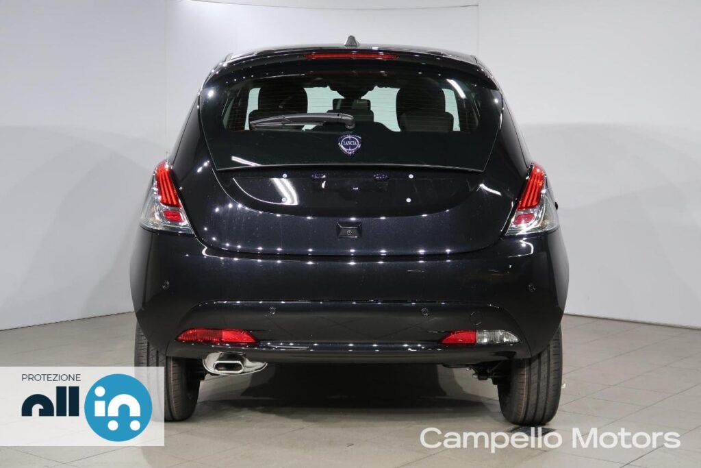 LANCIA Ypsilon 1.2 Gpl Ecochic MY24 Km 0